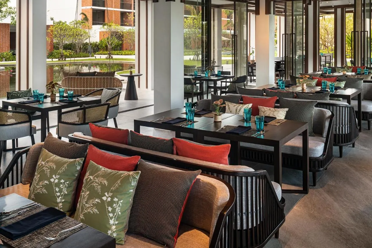 Pullman Khao Lak Resort 5*,