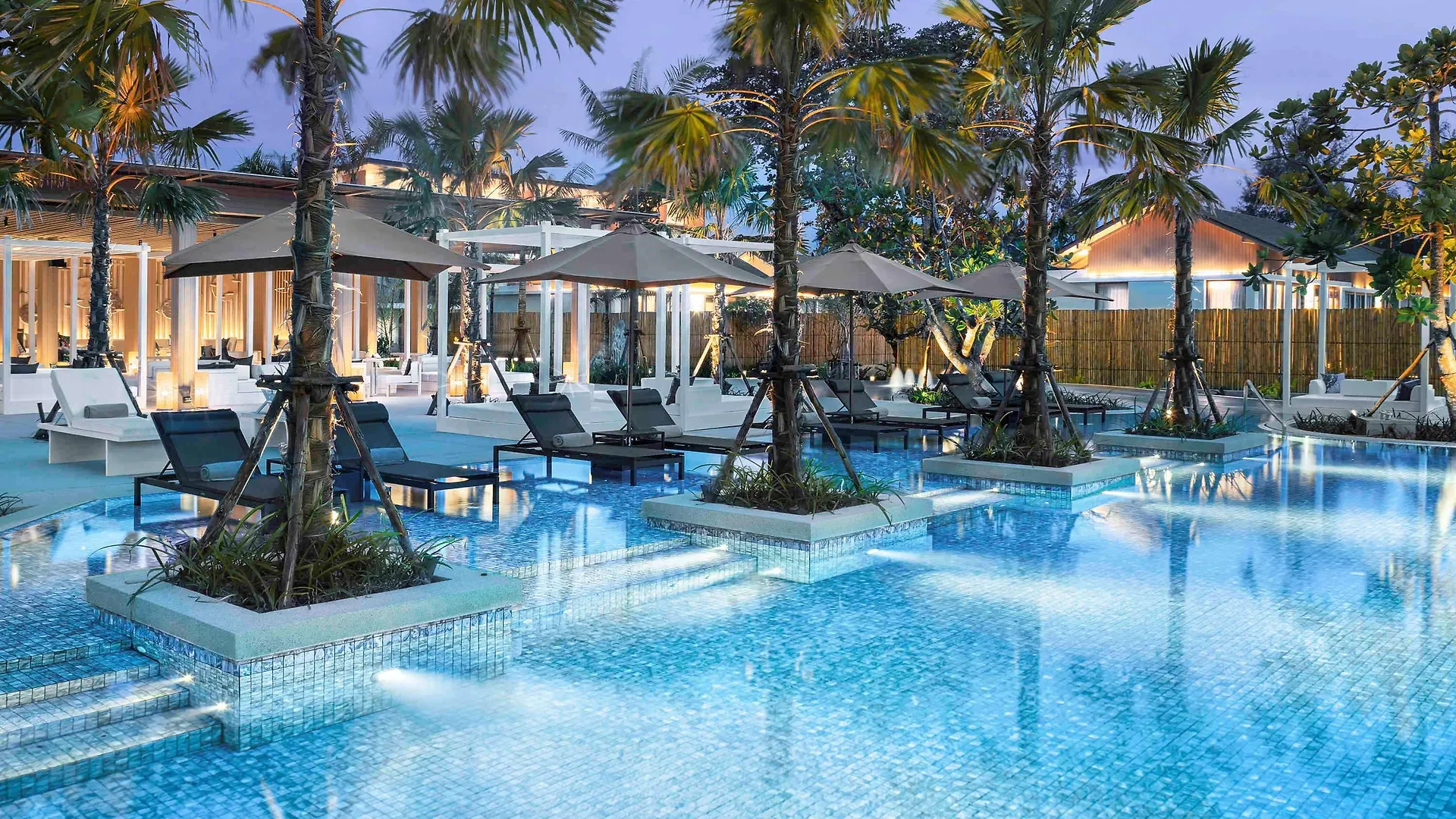 Pullman Khao Lak Resort 5*,