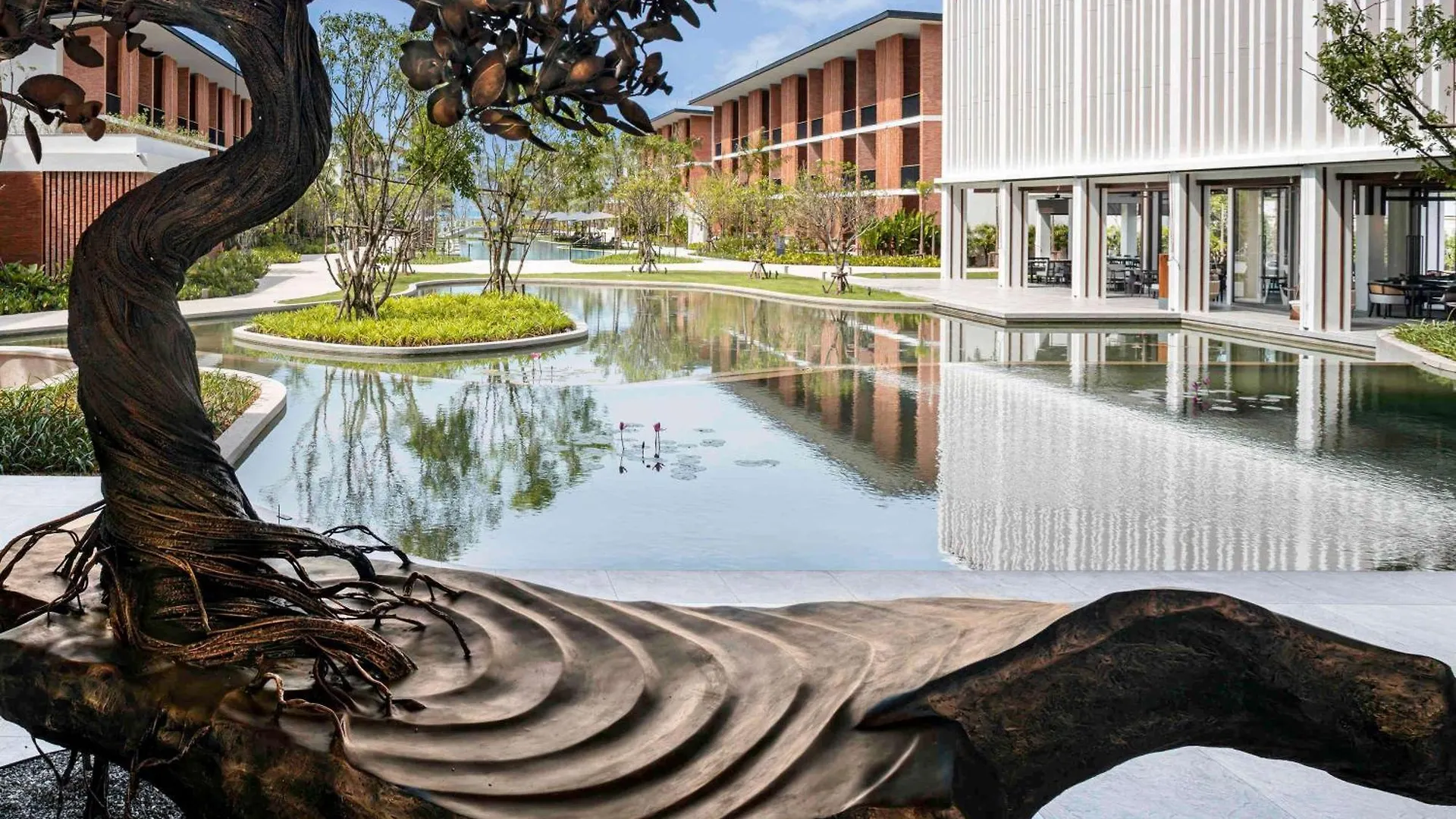 Pullman Khao Lak Resort Hotel